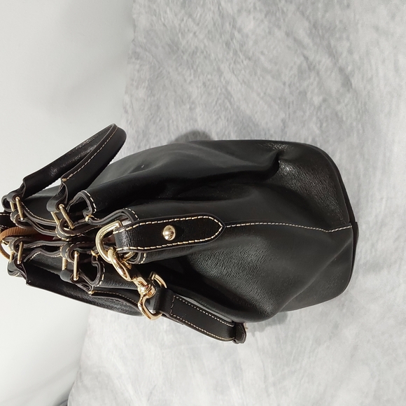 Dooney & Bourke Lucca Pebble Leather Large Barlow Tote in Black - Picture 8 of 10